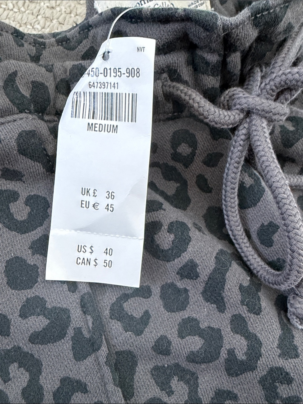 Abercrombie & Fitch Cozy Grey Leopard Print Drawstring Shorts medium - Picture 2 of 3